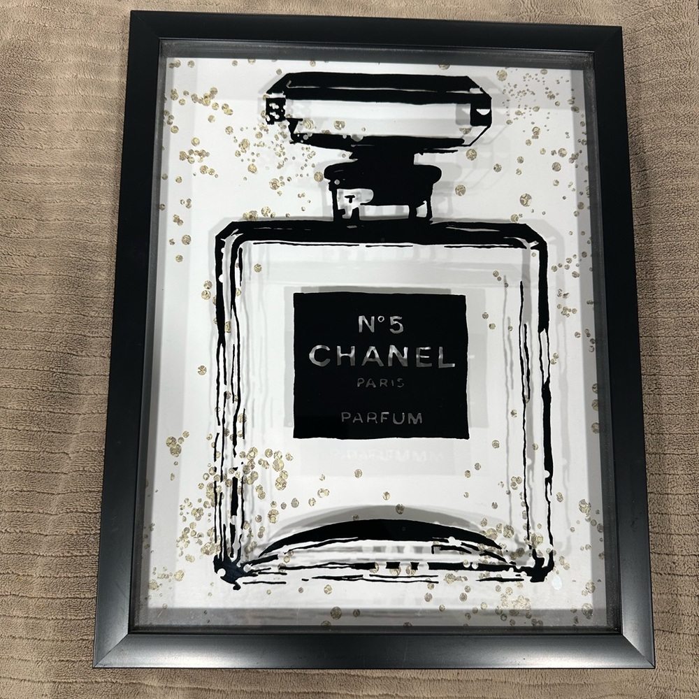 CHANEL No. 5 Black and Gold Art Print